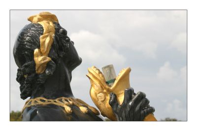 Kliko për të parë imezhin me permasa të plota