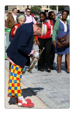 คลิ๊กเพื่อดูขนาดภาพเต็ม