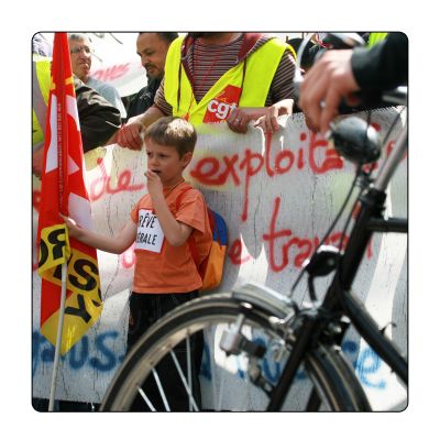 Klik untuk melihat ukuran besar