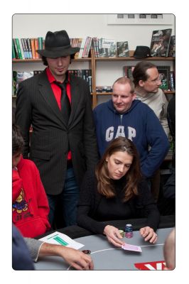 Clic pentru a vizualiza imaginea în dimensiunile reale