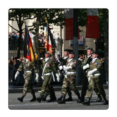 Klik untuk melihat ukuran besar